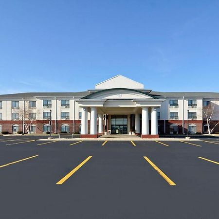 Holiday Inn Express Hotel & Suites Fort Atkinson, An Ihg Hotel Exterior foto